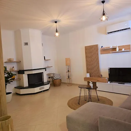 아파트 Klara's Vlorë