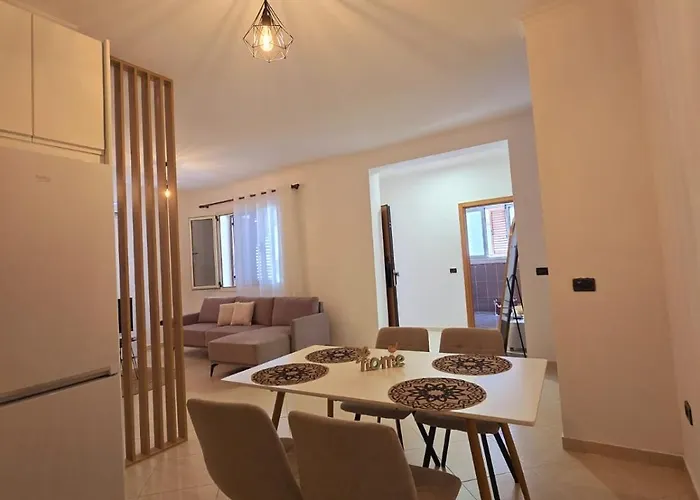 Klara's Apartment Vlorë